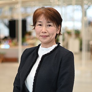 KAZAMA Eiko